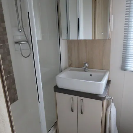 Alphi 4 Apartamento Bude Exterior foto
