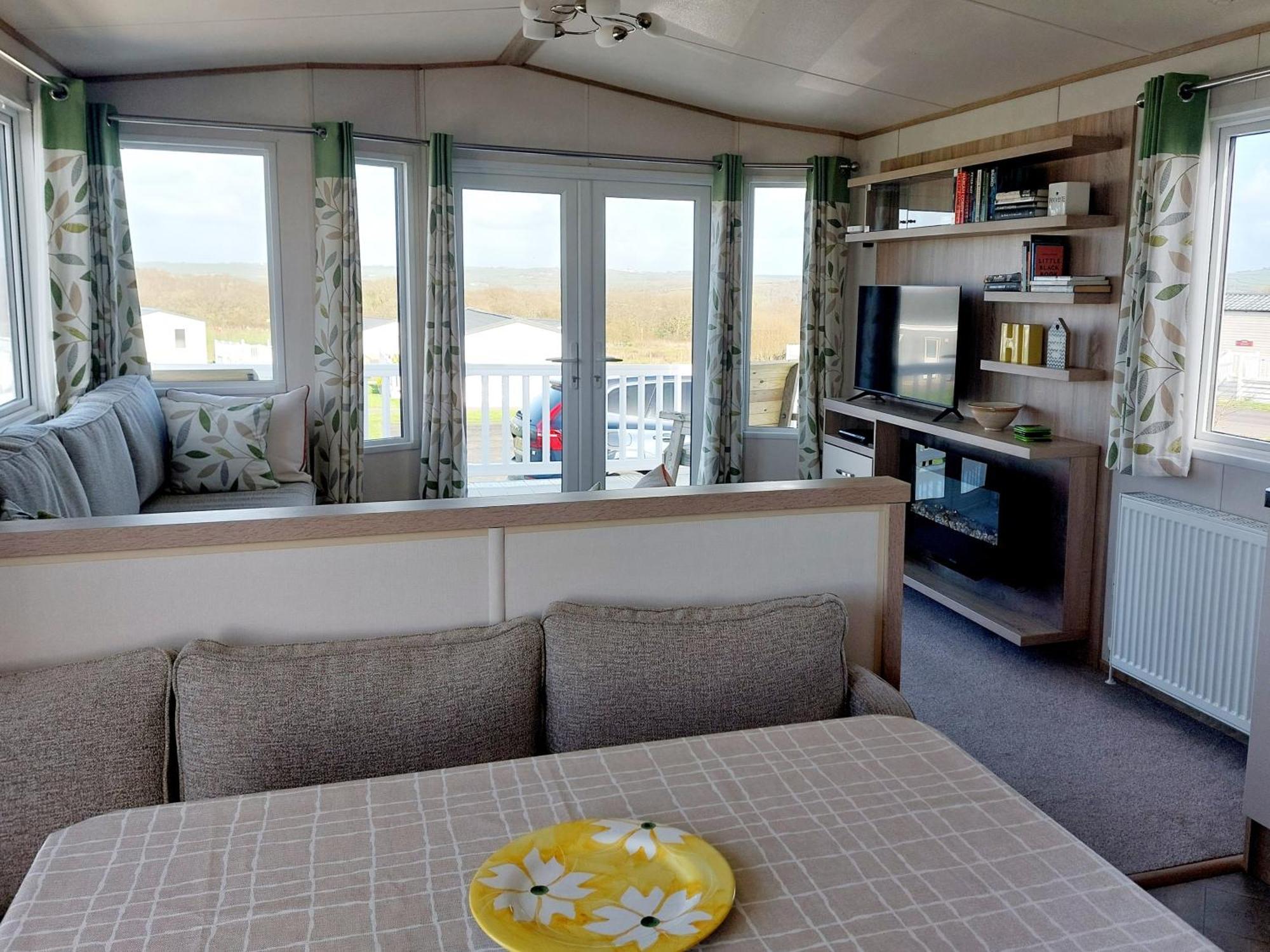 Alphi 4 Apartment