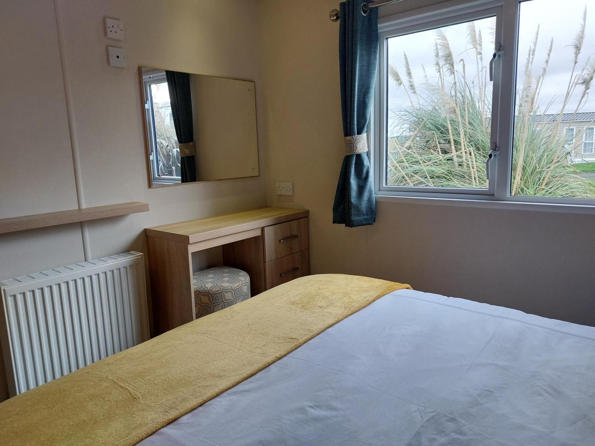 Apartment Alphi 4 *