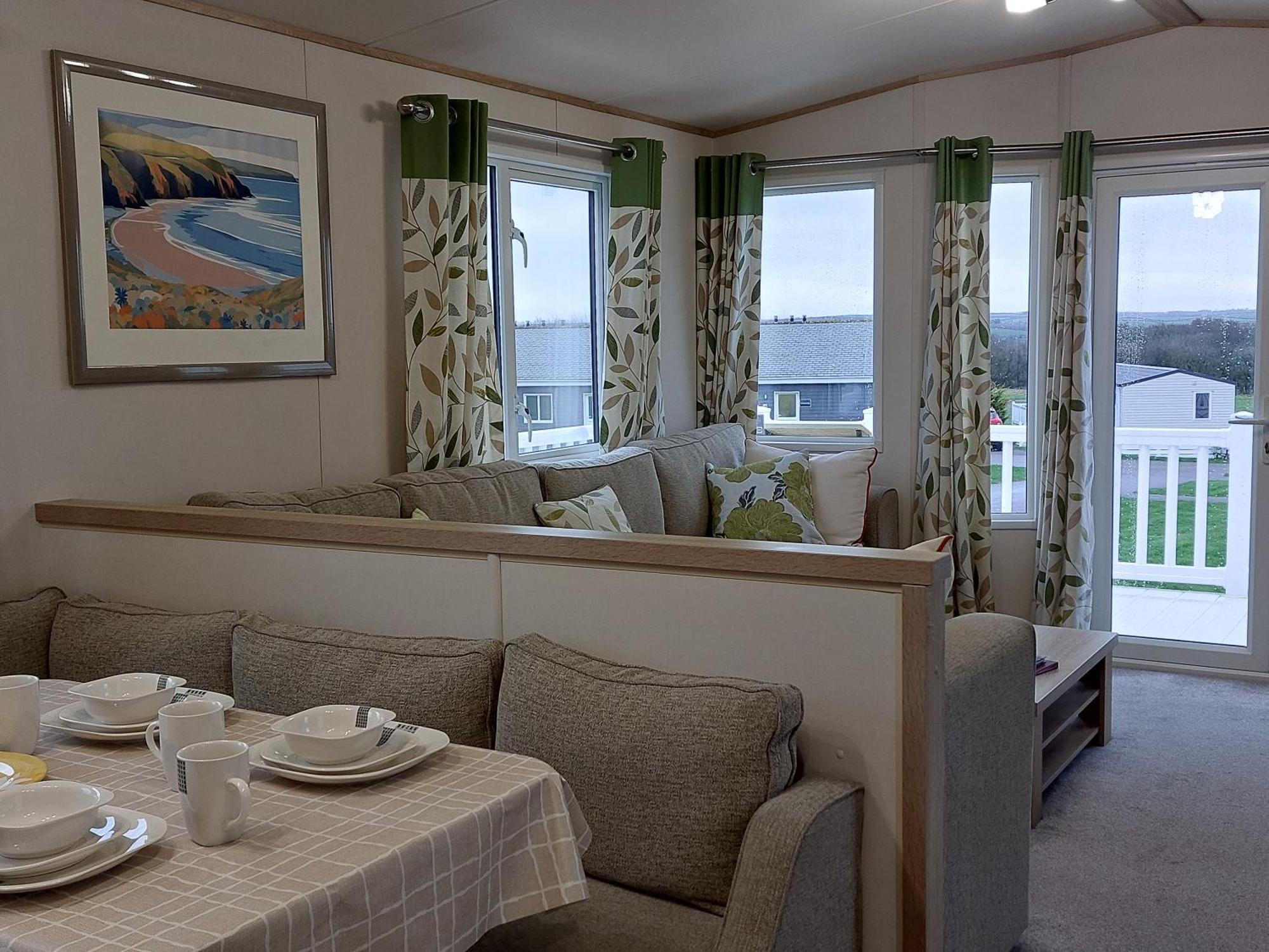 Alphi 4 Apartment *