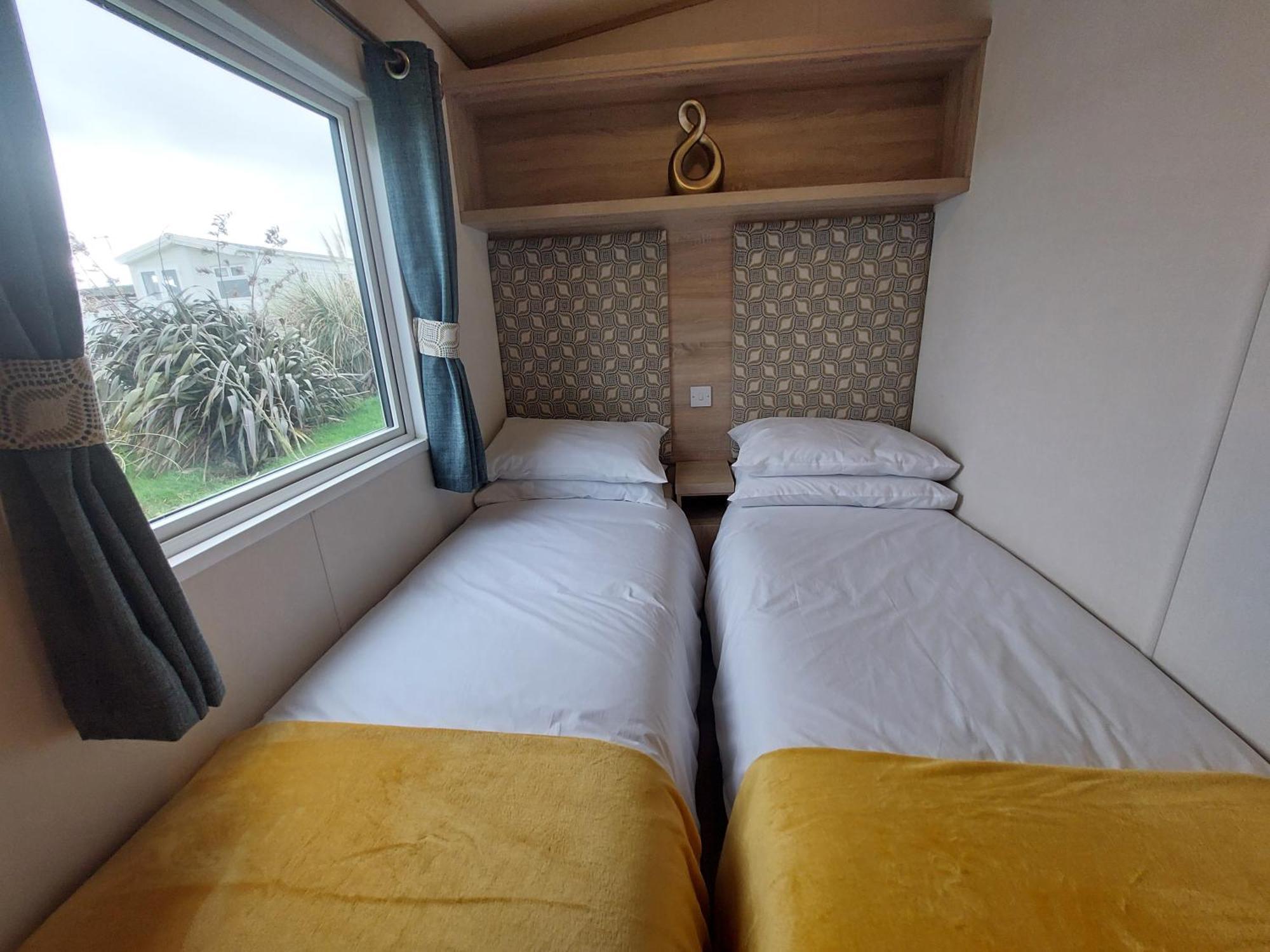 Alphi 4 * Bude